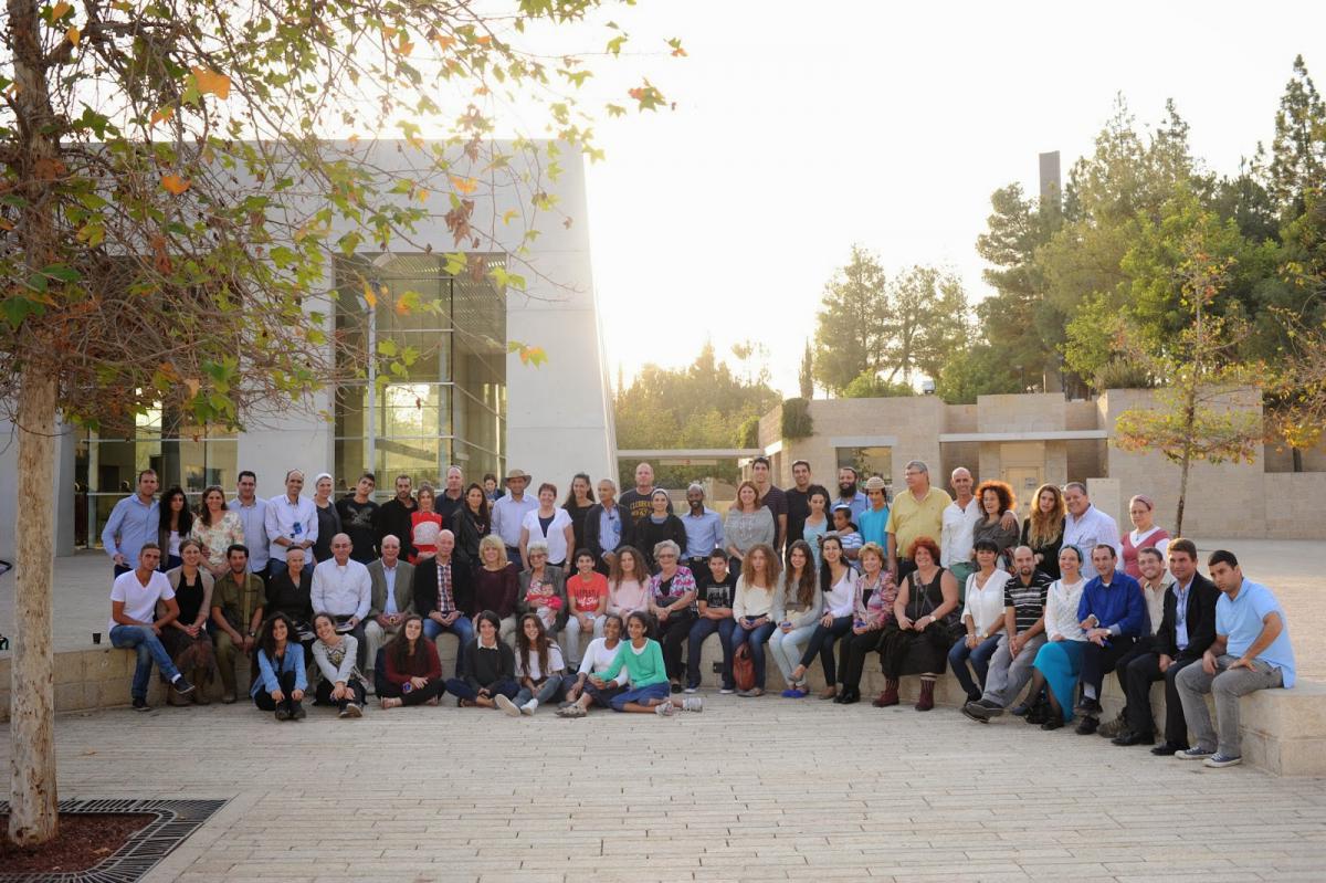 Members of the De Vries, Van Frank and Giliam families pose for a picture at Yad Vashem 